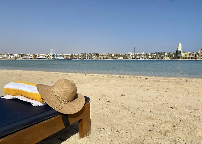 Marina View 3*